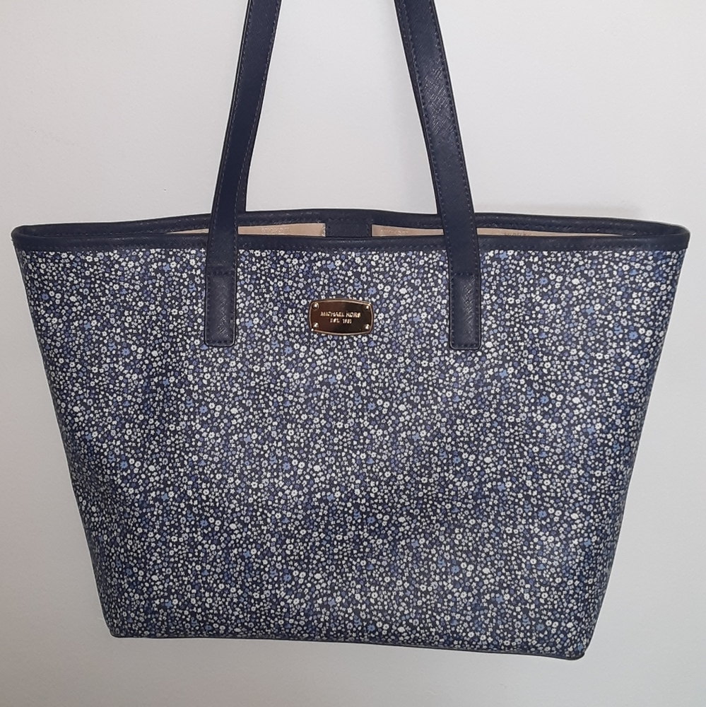 Michael kors medium tote